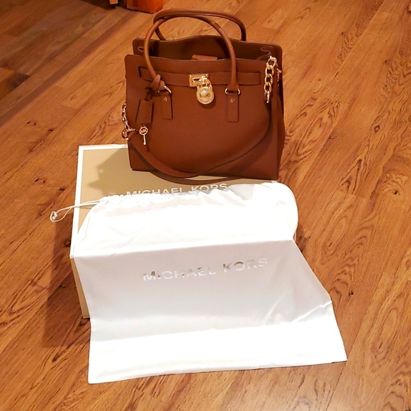 MICHAEL Michael Kors Women's Hamilton East/West Satchel Bag, Luggage, One Size - Picture 9 of 16